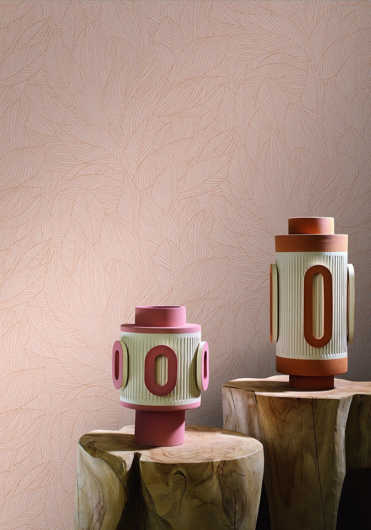 Casamance behang roze in een interieur