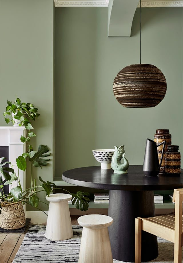 Little Greene Sage Green (80) - Tester in een interieur