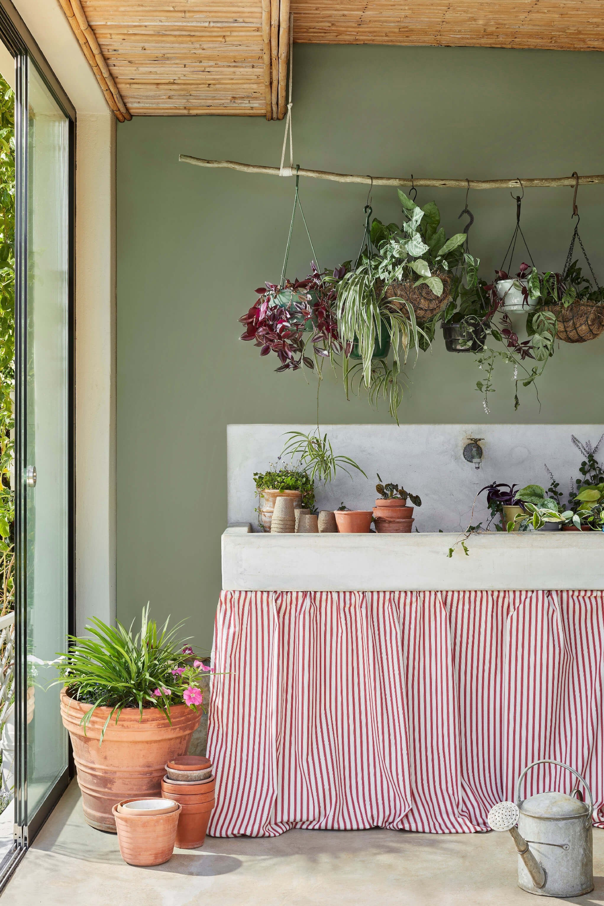 Little Greene Groen