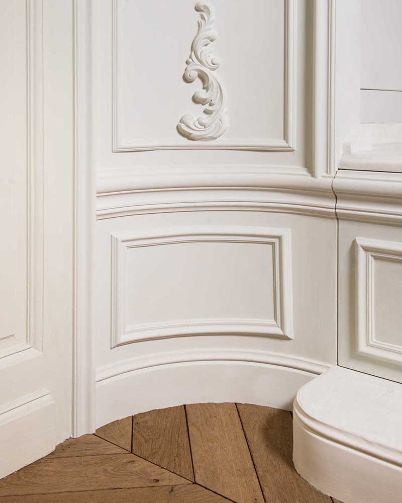 Sierlijsten muur