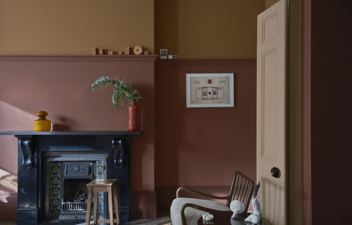 Kamer in de rode familie: Scallop, Entrance Hall Pink, Marmelo, Etruscan Red en Deep Reddish Brown (Farrow & Ball)