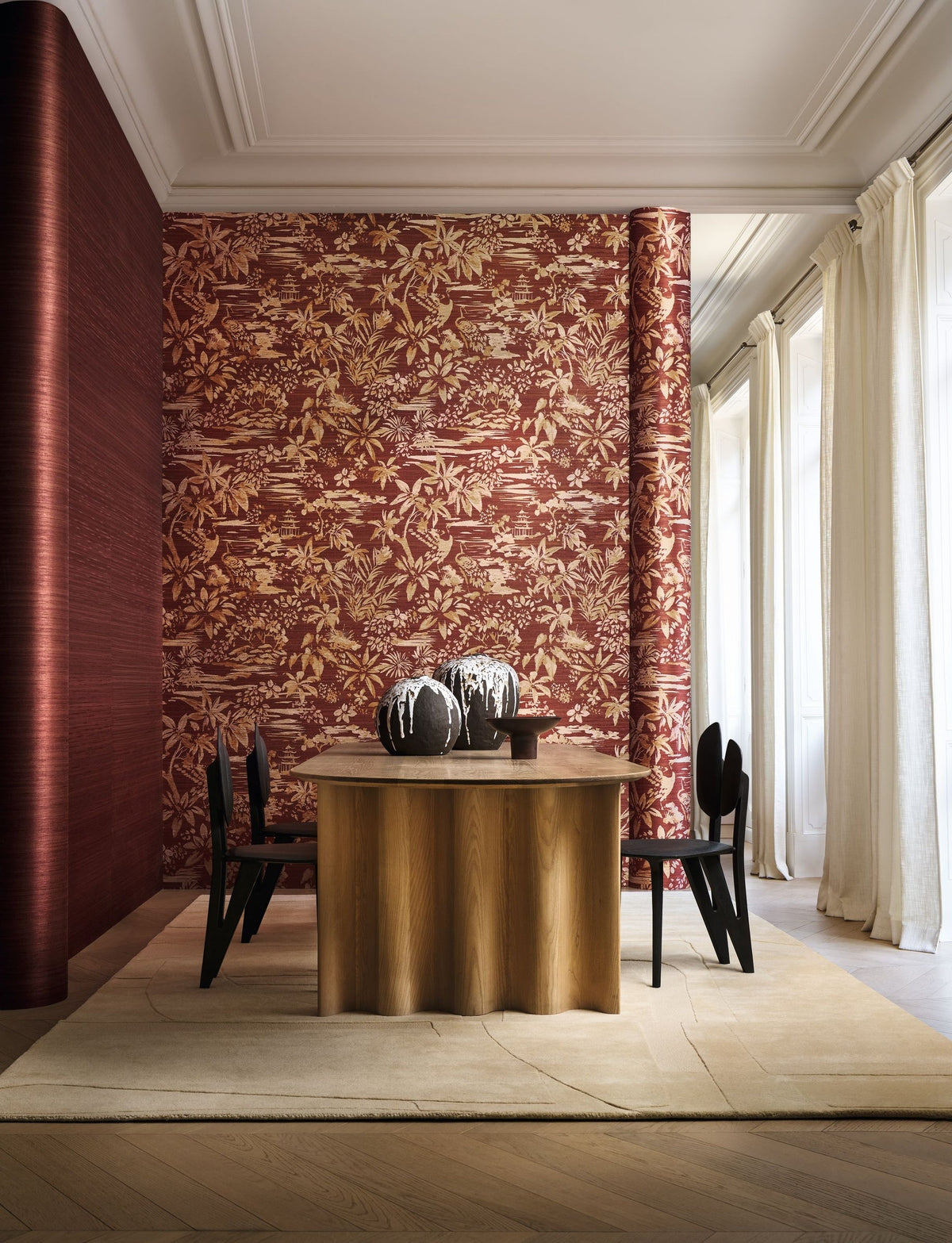 Casamance behang rood in een interieur