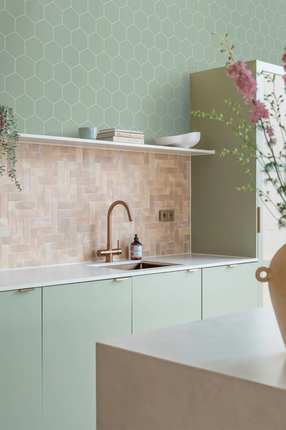 Esta Home Art Deco 139227