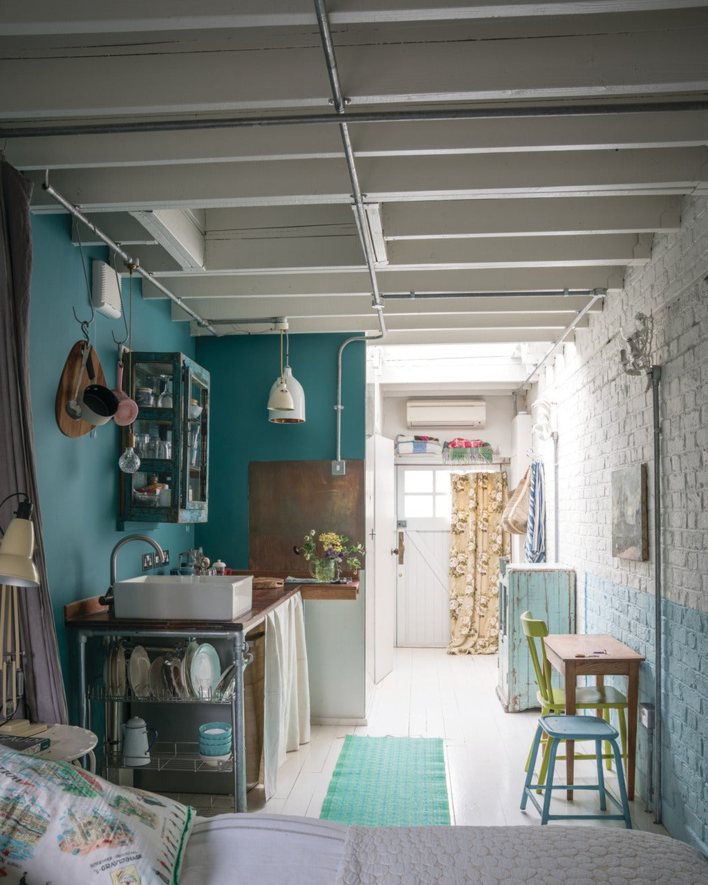 Farrow & Ball Blue Ground (210) in een interieur