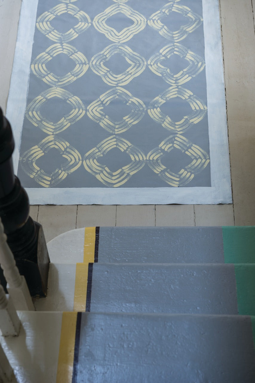 Farrow & Ball Off-White (3) Tester in een interieur