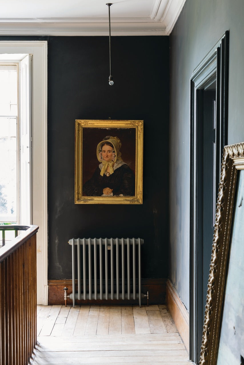Farrow & Ball Black Blue (95) in een interieur