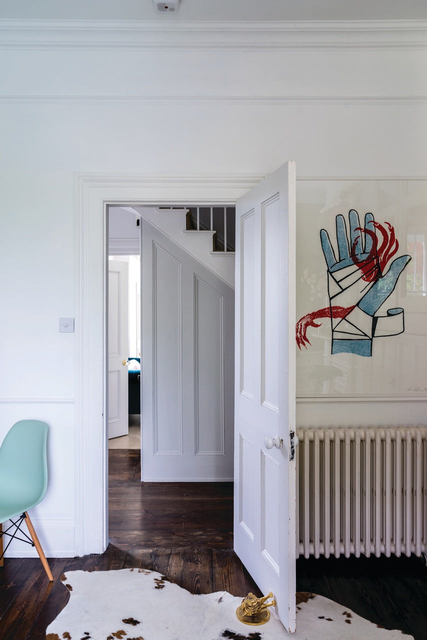 Farrow & Ball Blackened (2011) in een interieur