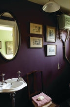 Farrow & Ball Brinjal (222) in een interieur