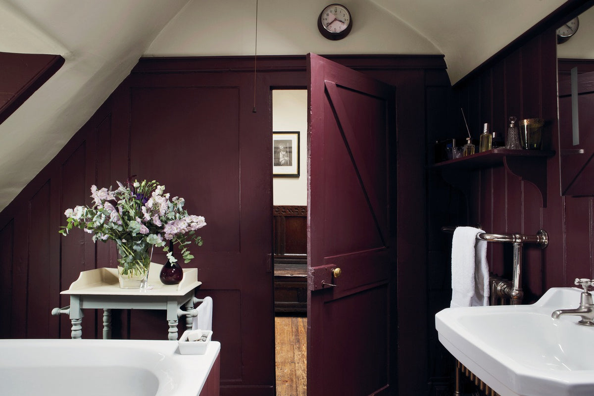 Farrow & Ball Brinjal (222) in een interieur