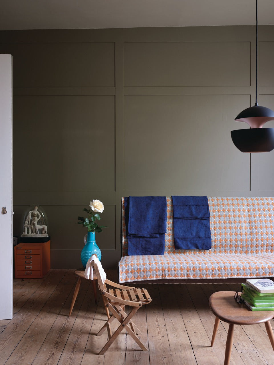 Farrow & Ball Skimmed Milk White (W7) in een interieur