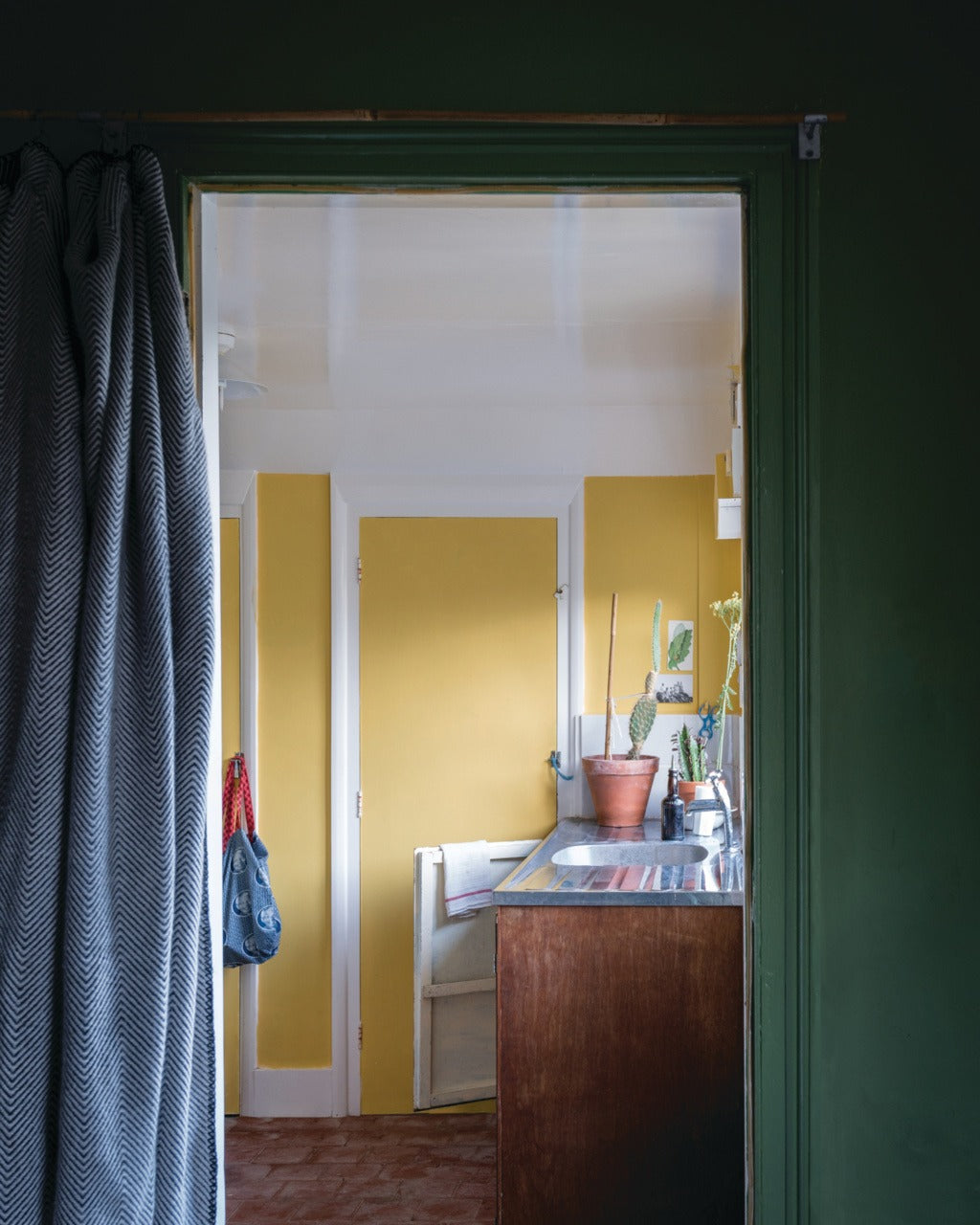 Farrow & Ball Calke Green® (34) in een interieur