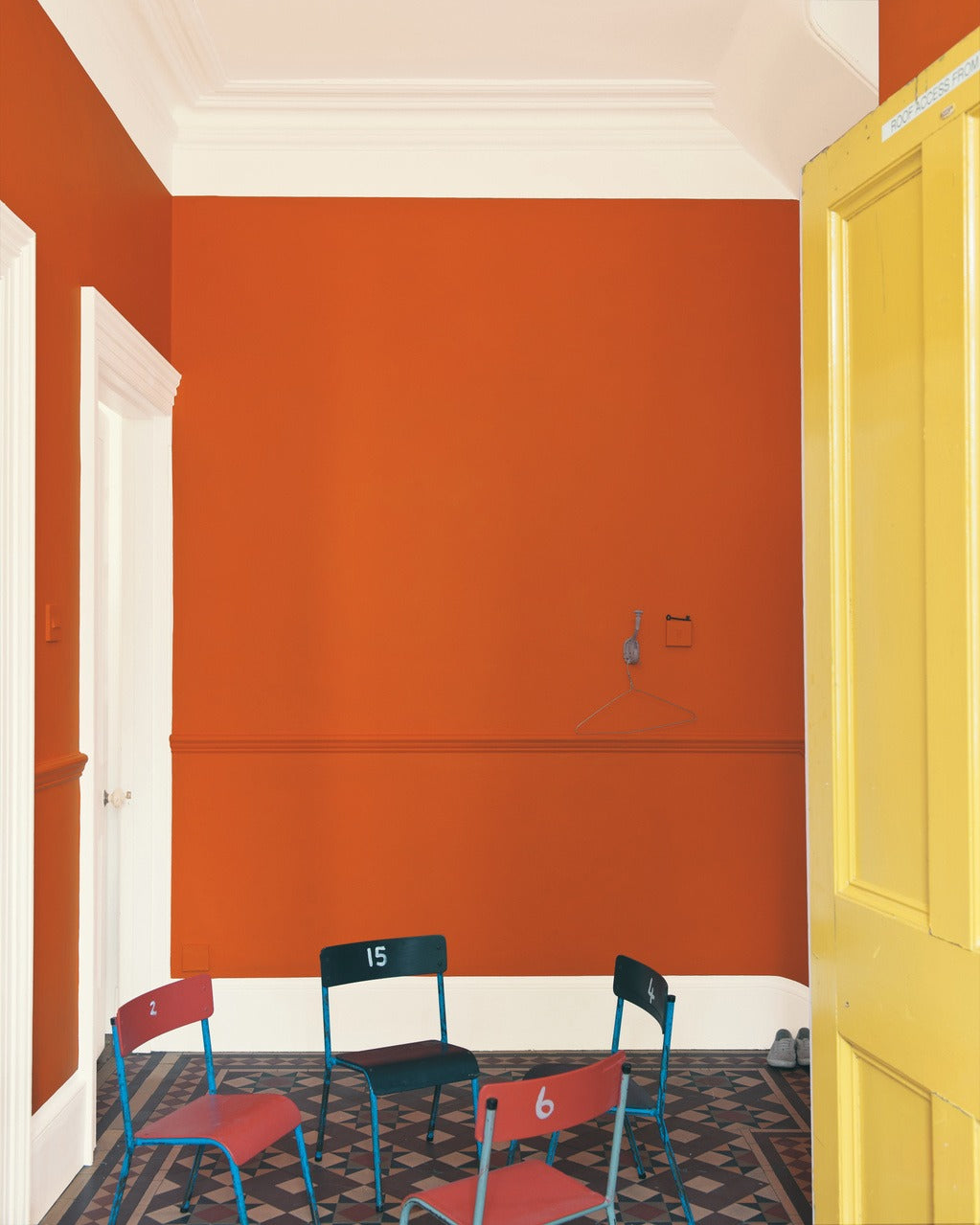 Farrow & Ball Charlotte's Locks (268) Tester in een interieur