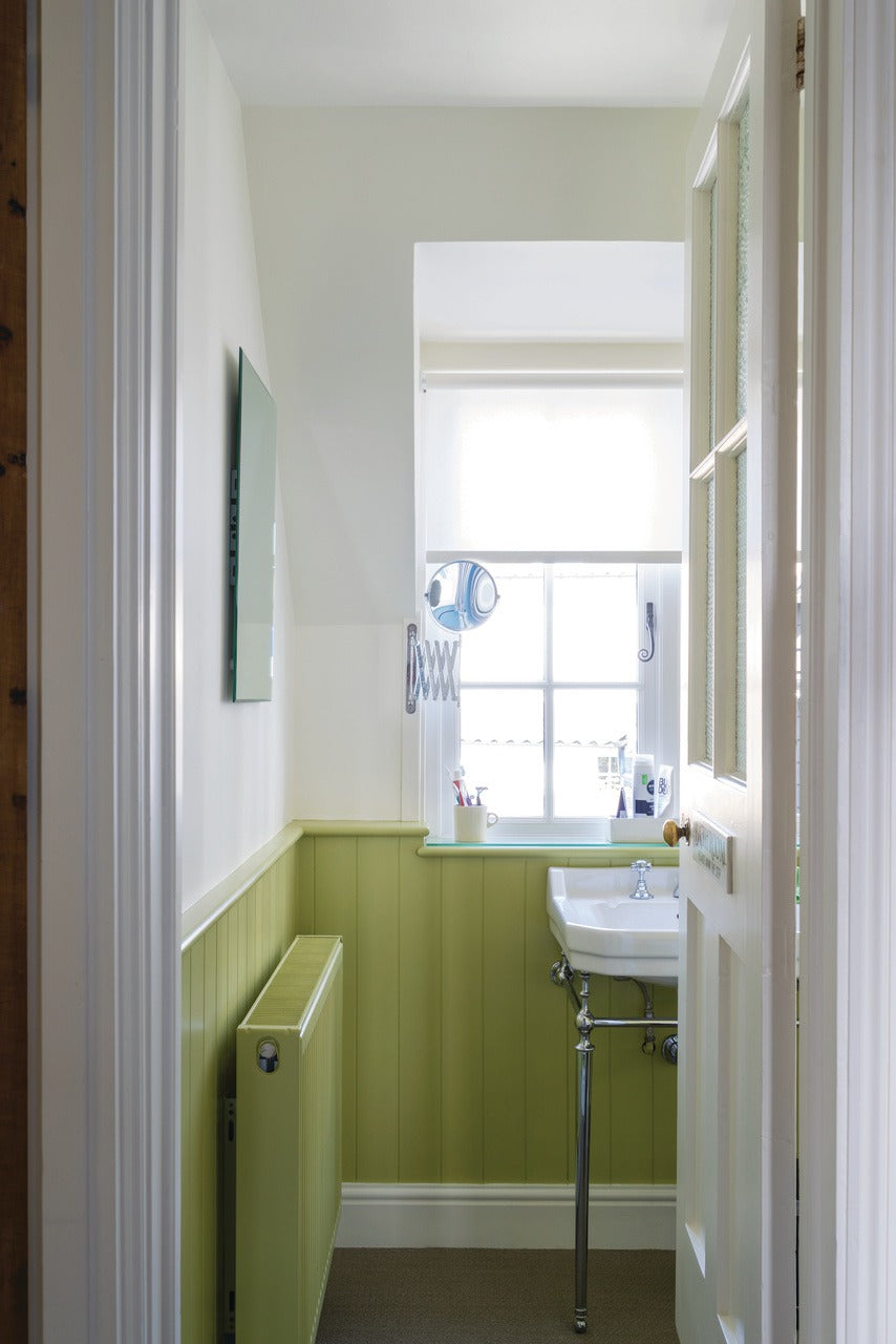 Farrow & Ball Churlish Green (251) in een interieur