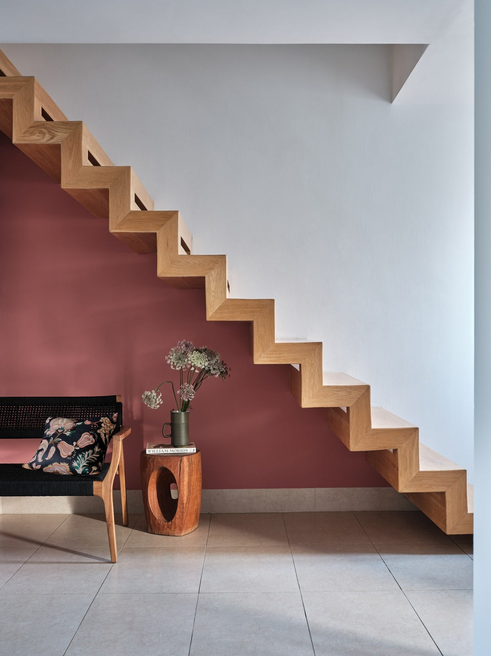 Farrow & Ball Clunch (2009) in een interieur