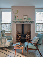 Farrow & Ball Clunch (2009) in een interieur