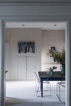 Farrow & Ball Cornforth White® (228) in een interieur
