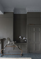 Farrow & Ball Down Pipe (26) Tester in een interieur