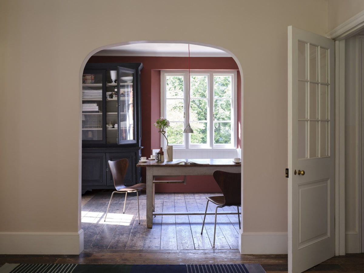 Farrow & Ball Hopper Head (305) Tester in een interieur
