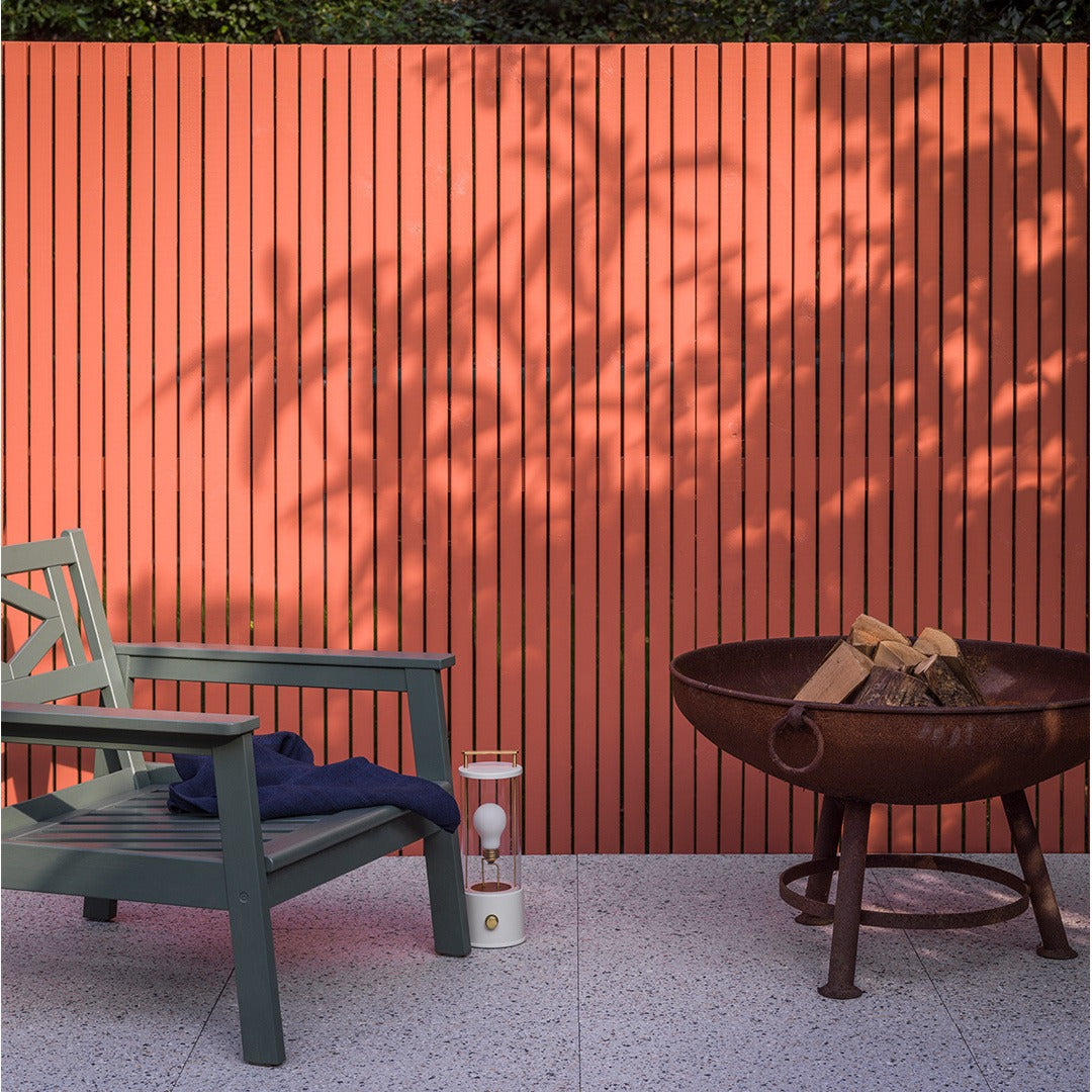 Farrow & Ball Red Earth (64) Tester in een interieur
