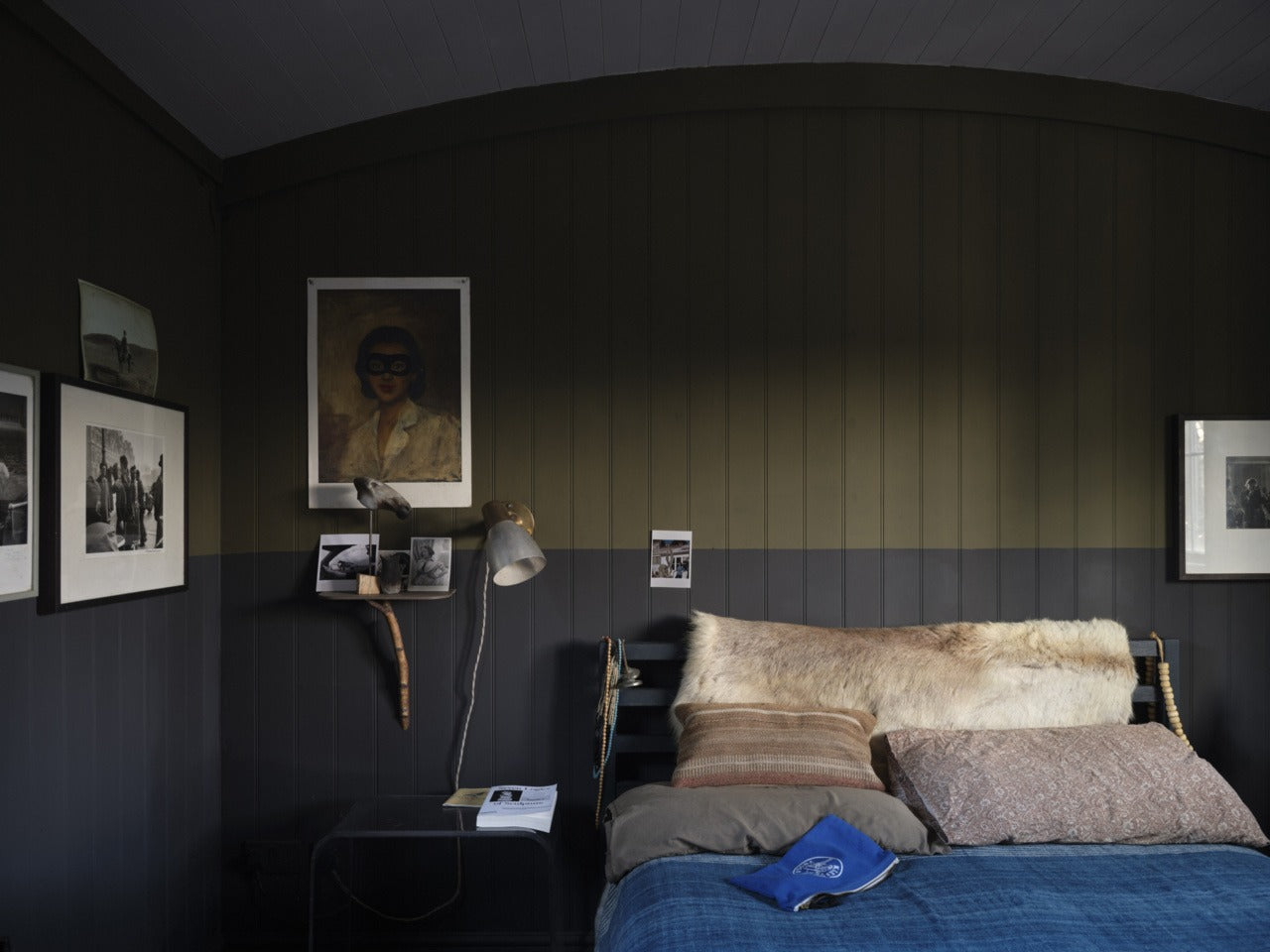 Farrow & Ball Broccoli Brown (198) in een interieur