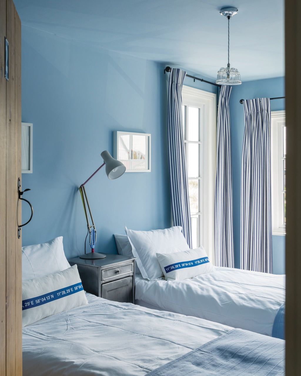 Farrow & Ball Lulworth Blue® (89) in een interieur