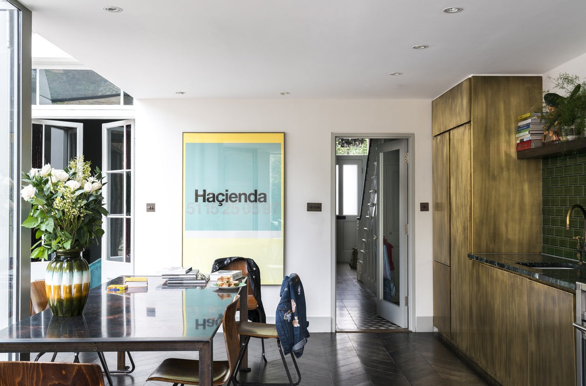 Farrow & Ball Pavilion Gray (242) Tester in een interieur