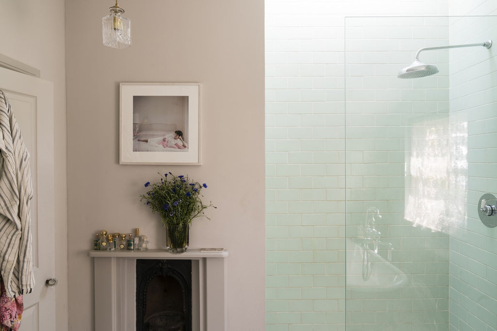 Farrow & Ball Peignoir (286) Tester in een interieur
