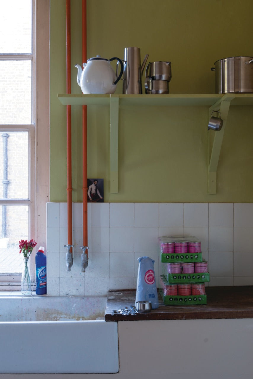 Farrow & Ball Churlish Green (251) in een interieur