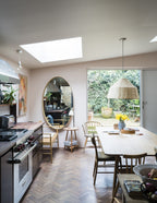 Farrow & Ball Pink Ground (202) Tester in een interieur