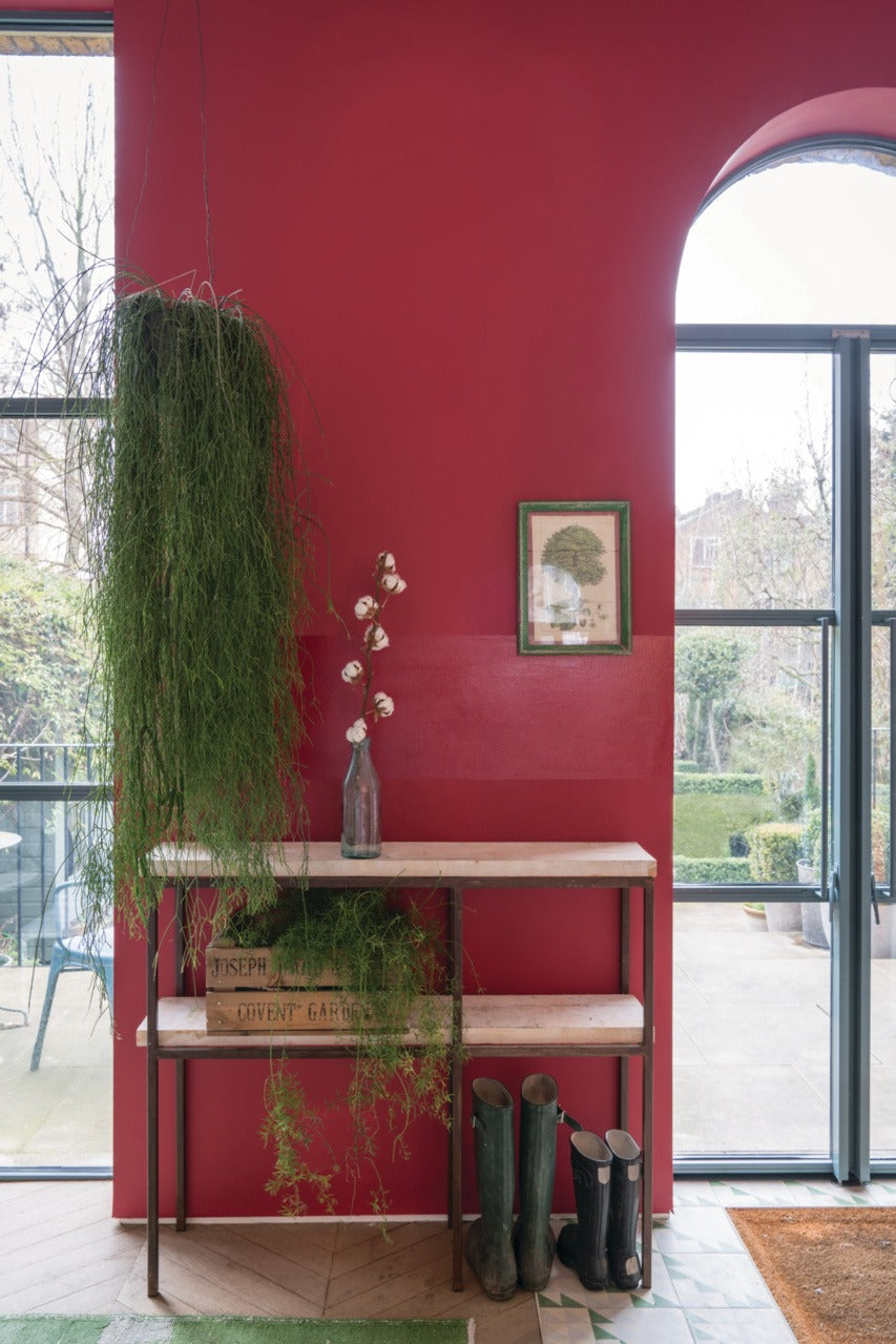 Farrow & Ball Rectory Red (217) in een interieur