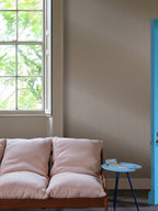 Farrow & Ball Roasted Macadamia (CB2) in een interieur