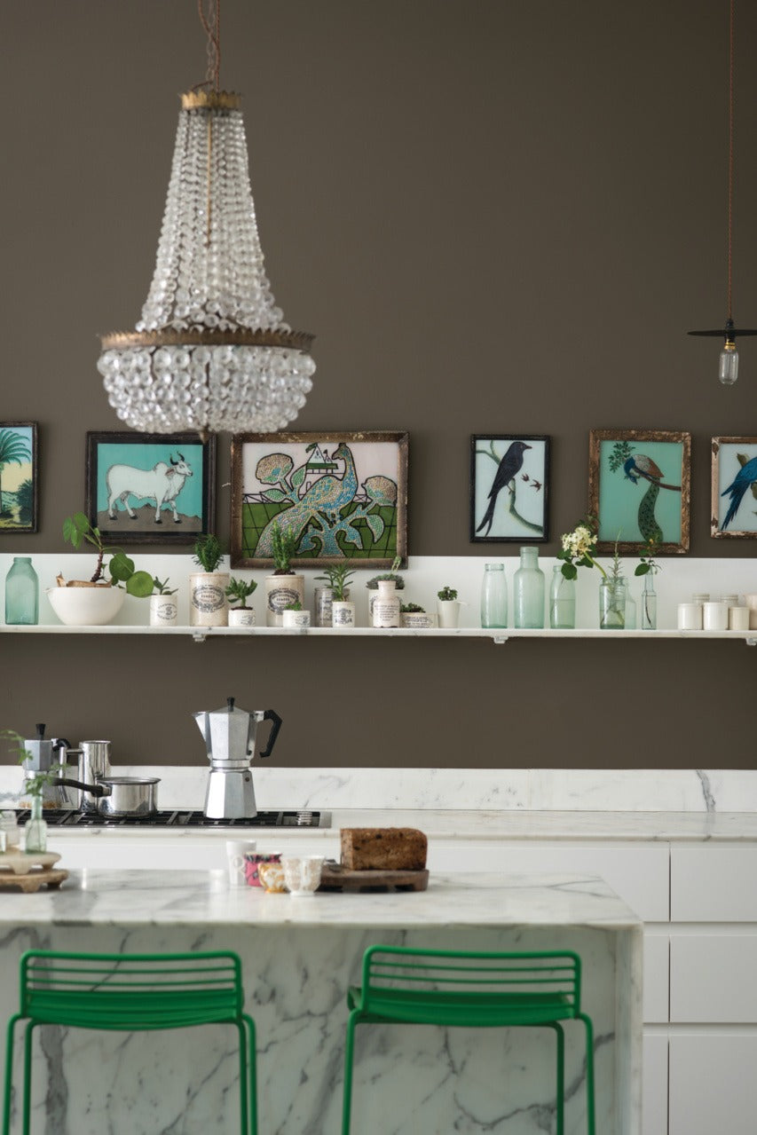 Farrow & Ball Salon Drab (290) in een interieur