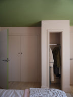 Farrow & Ball Sap Green (199) in een interieur