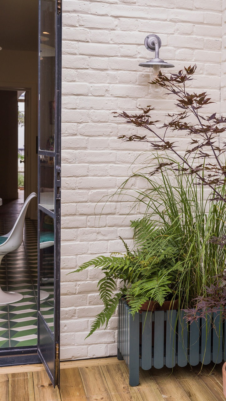 Farrow & Ball School House White (291) Tester in een interieur