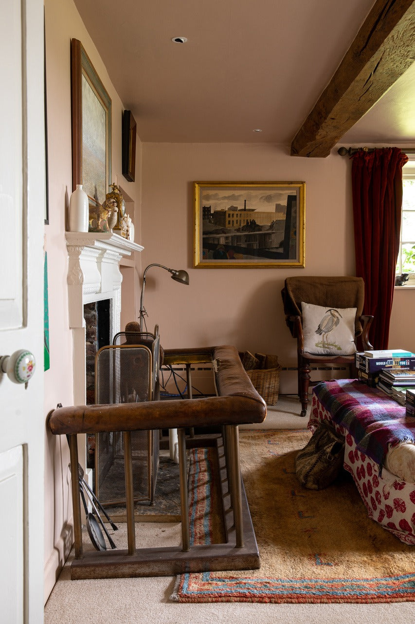 Farrow & Ball Setting Plaster® (231) in een interieur