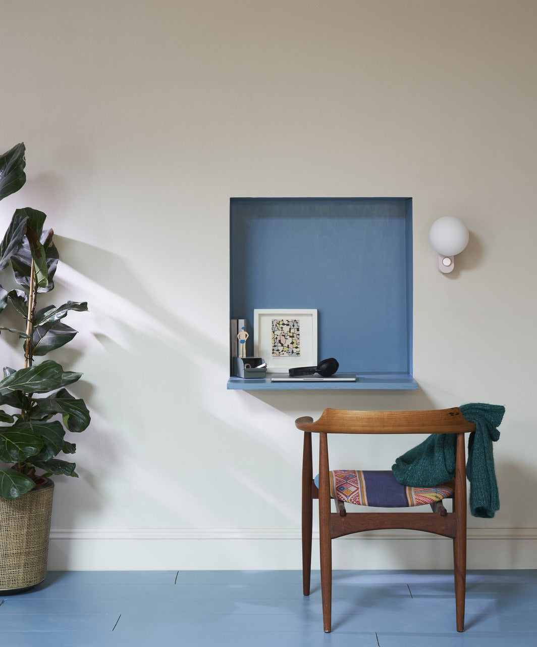 Farrow & Ball Shaded White (201) Tester in een interieur
