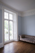 Farrow & Ball Skylight (205) in een interieur