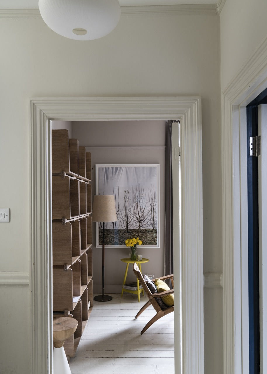 Farrow & Ball Smoked Trout® (60) in een interieur