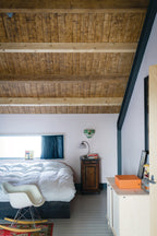 Farrow & Ball Strong White (2001) Tester in een interieur