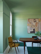 Farrow & Ball Whirlybird (309) in een interieur