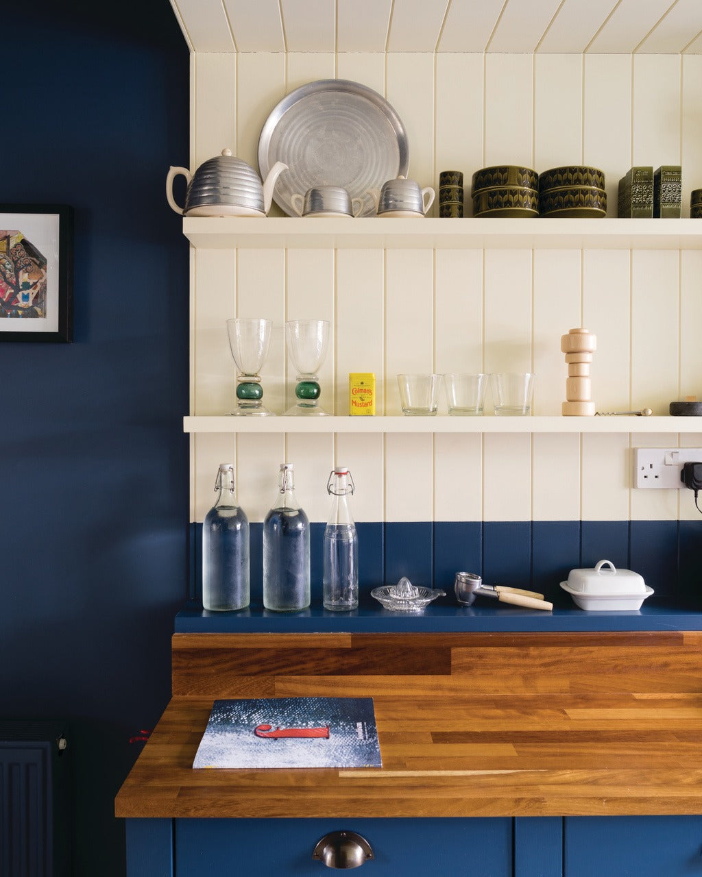 Farrow & Ball Wimborne White (239) Tester in een interieur