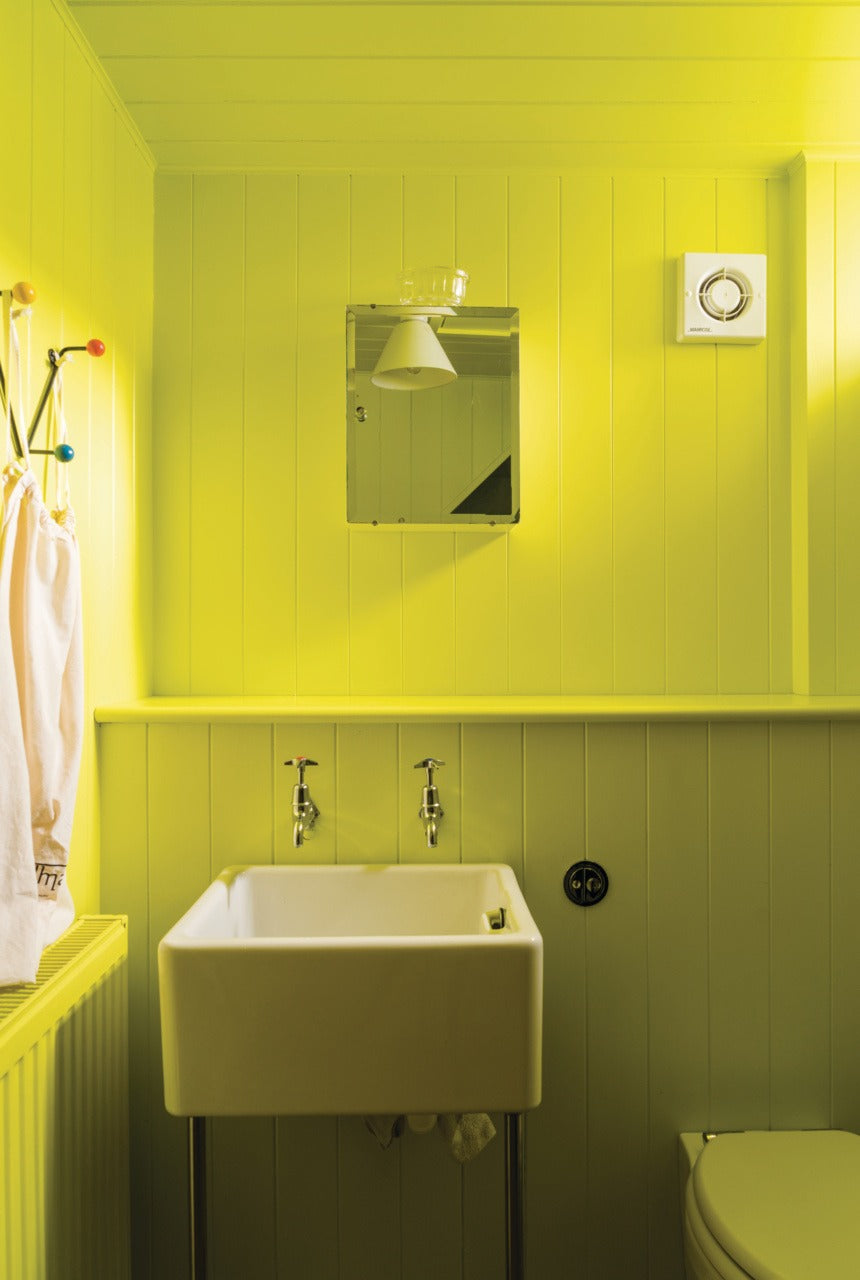 Farrow & Ball Yellowcake (279) in een interieur