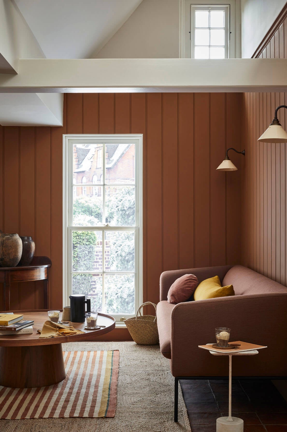 Little Greene Affogato (342) - Tester in een interieur