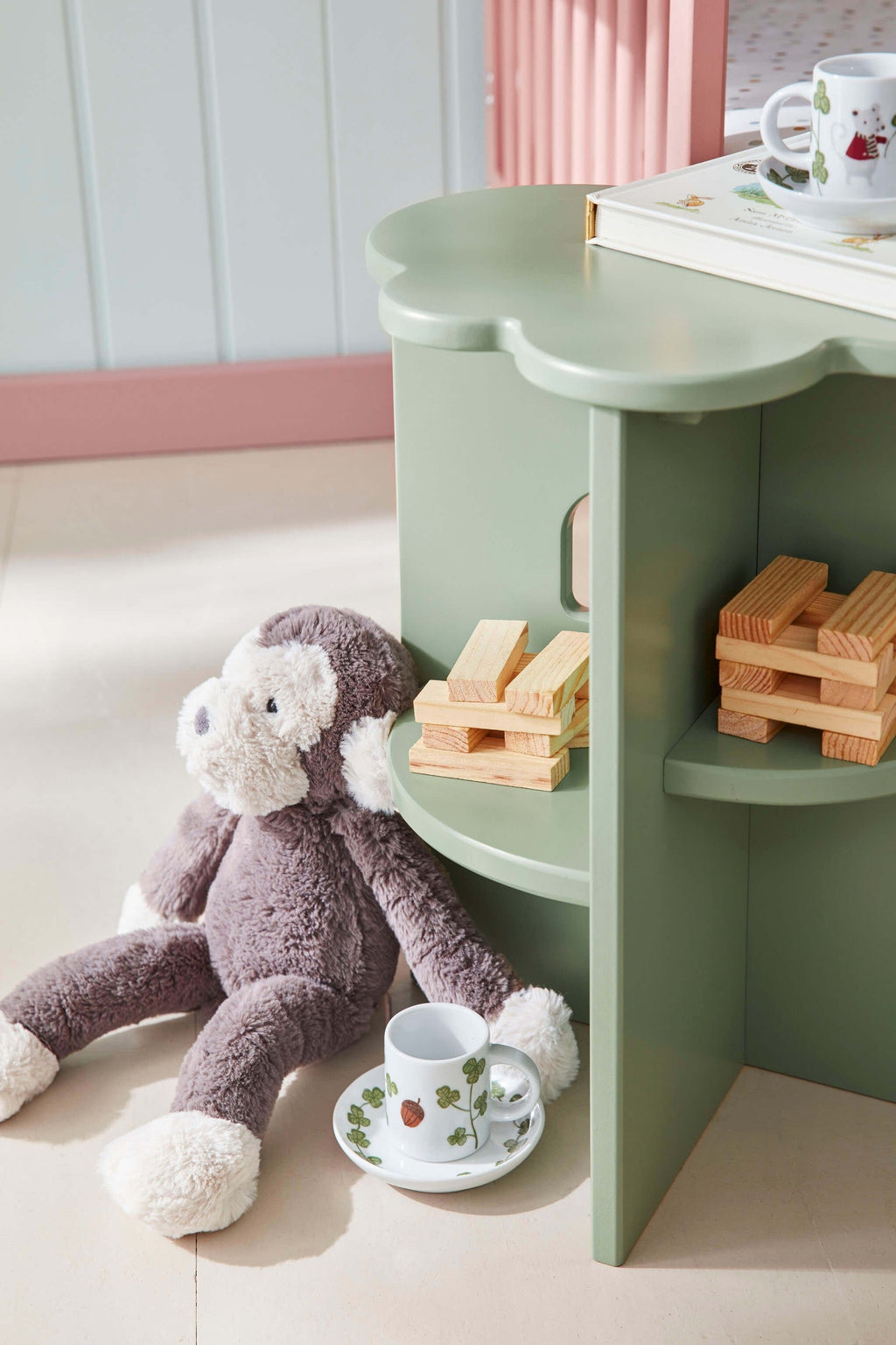 Little Greene Aquamarine Deep (198) - Tester in een interieur