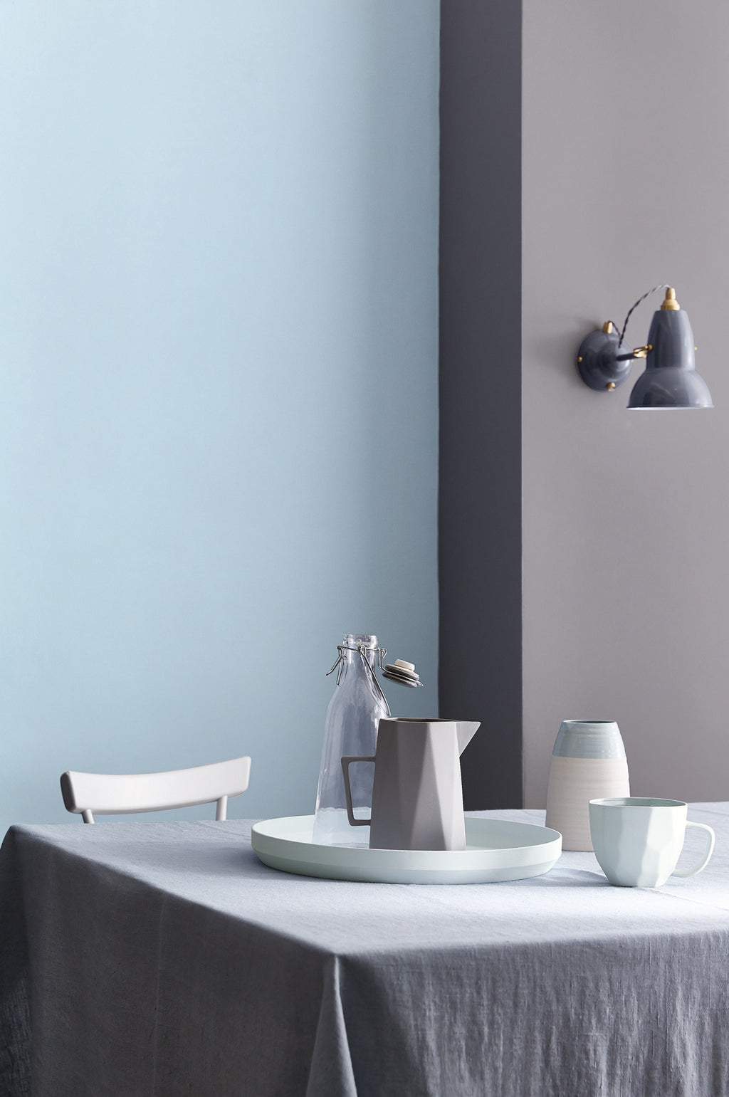 Little Greene Arquerite (250) - Tester in een interieur