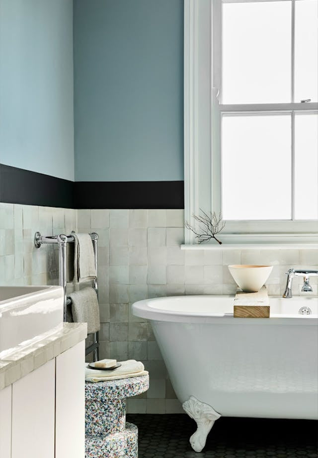 Little Greene Bone China Blue (107) in een interieur