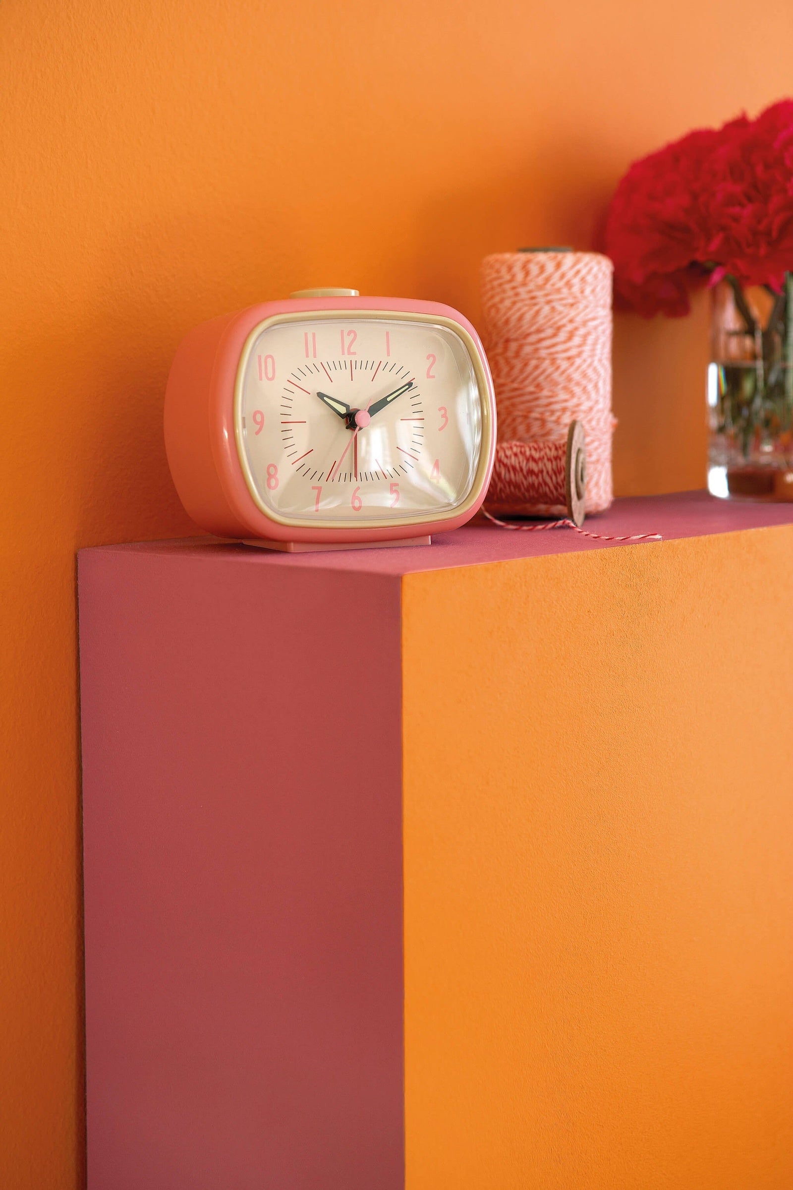 Little Greene Carmine (189) in een interieur
