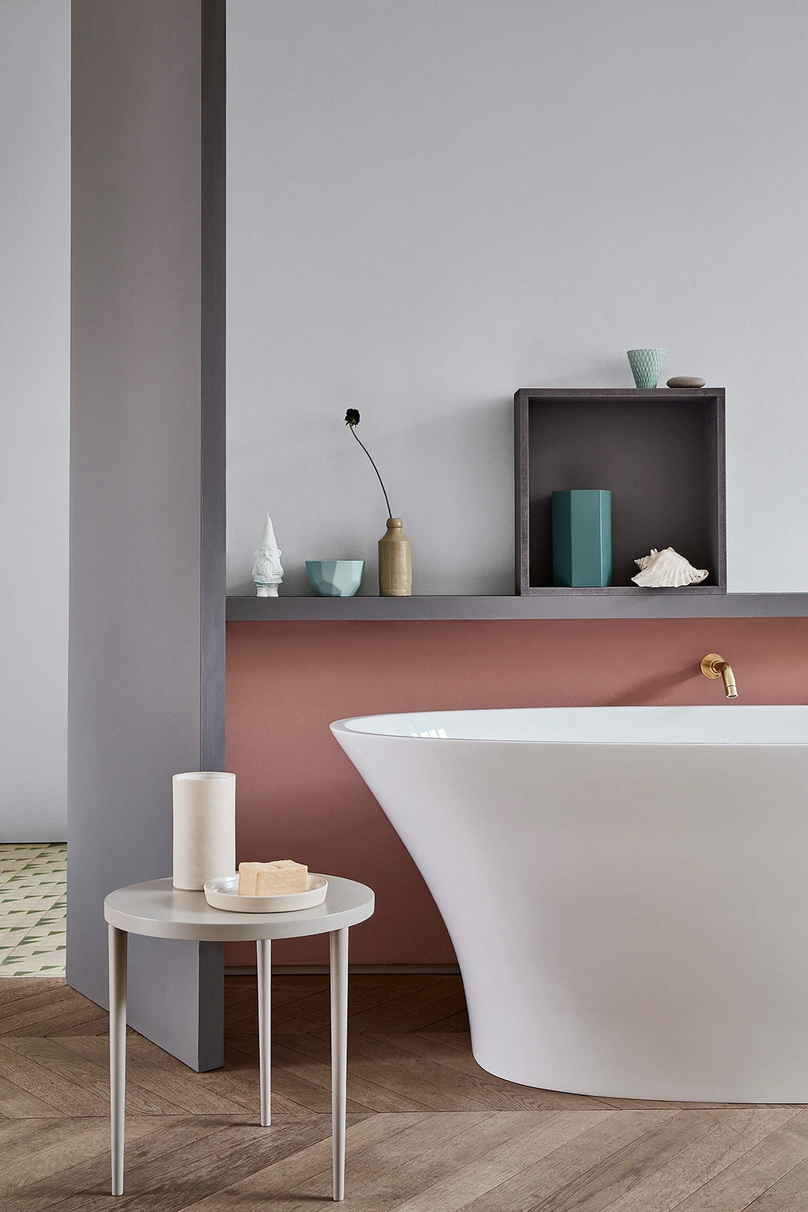 Little Greene Dark Lead Colour (118) in een interieur
