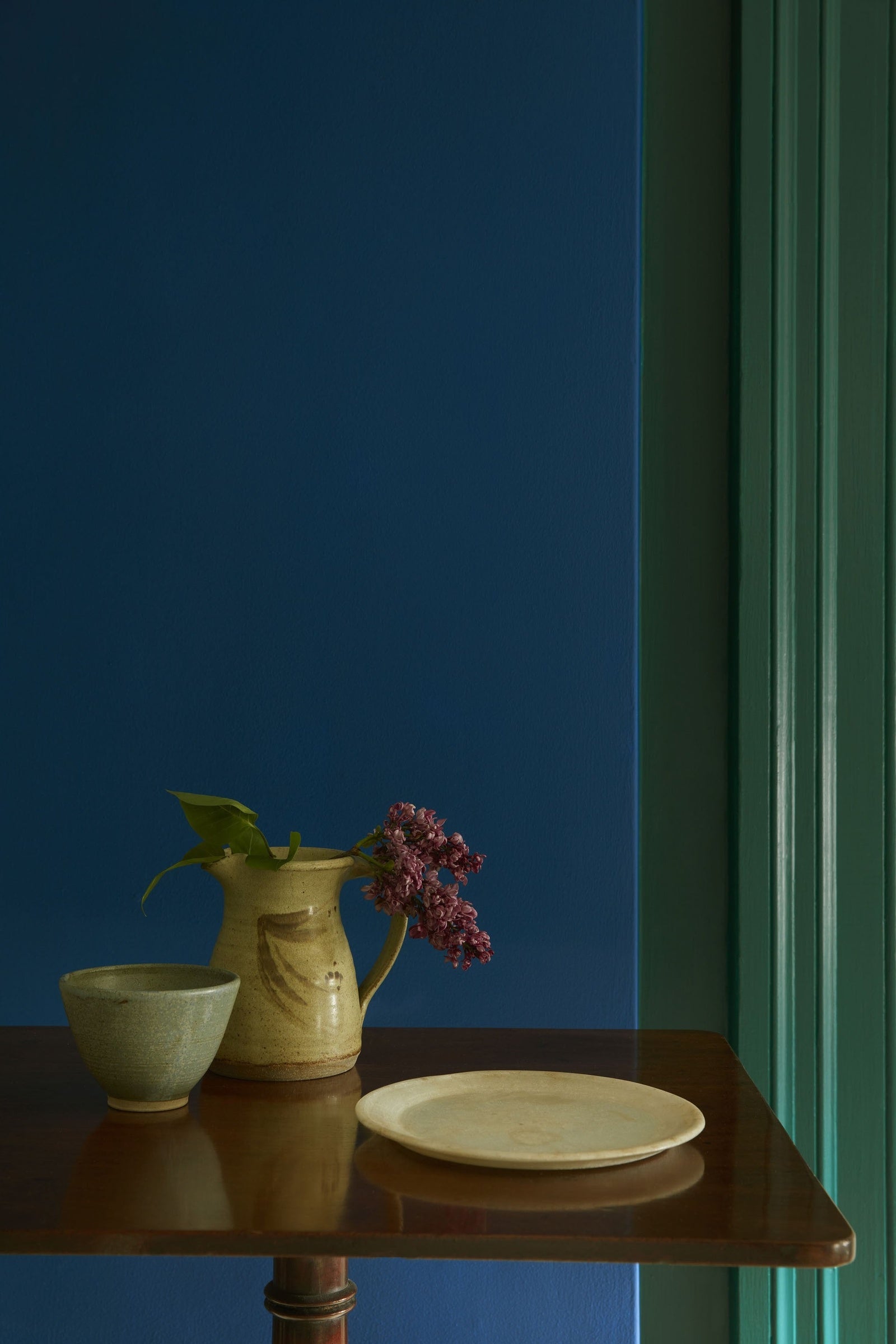 Little Greene Deep Space Blue (207) in een interieur