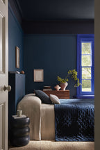 Little Greene Dock Blue (252) - Tester in een interieur